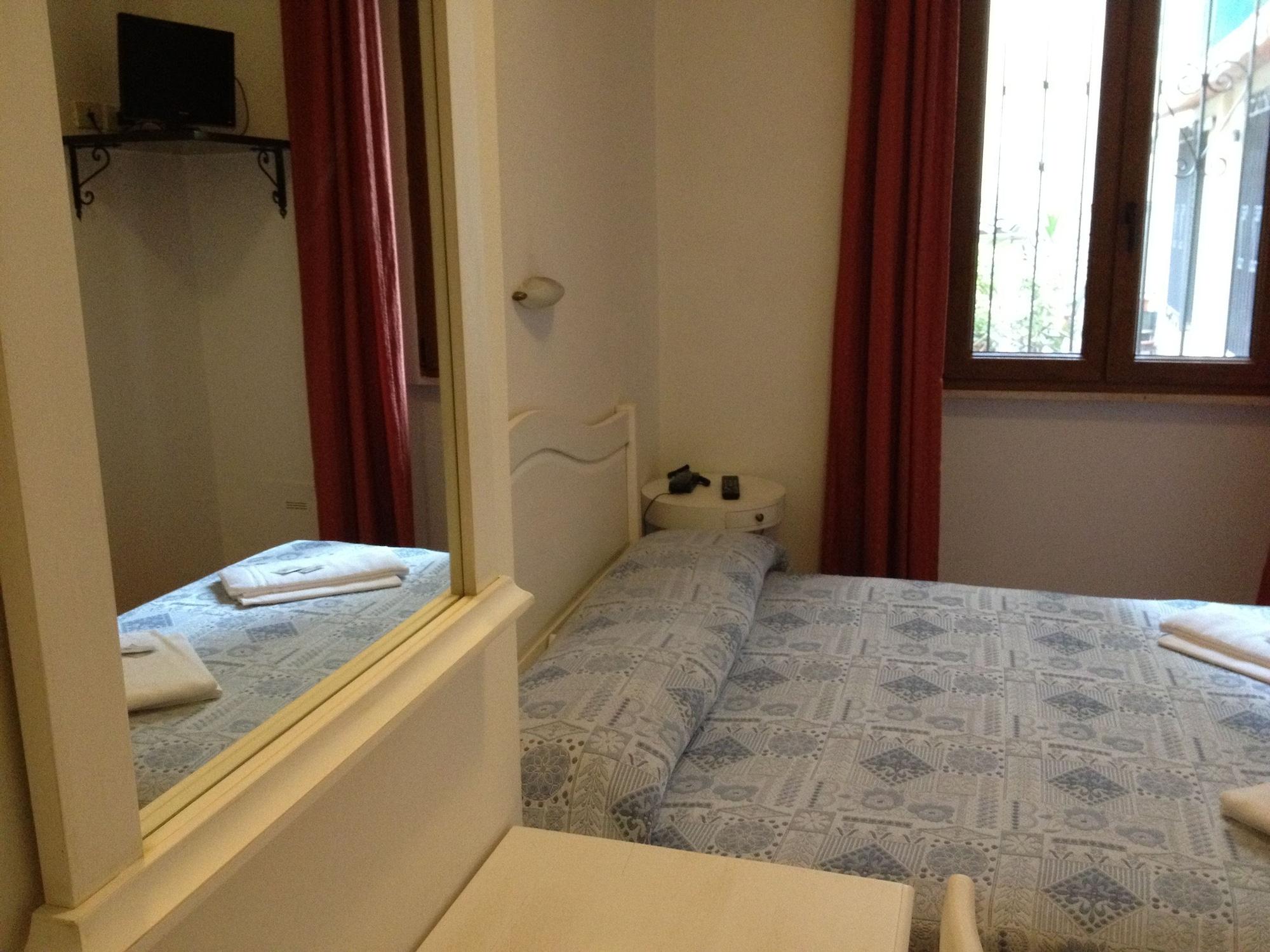 Albergo Sonia Firenze Esterno foto